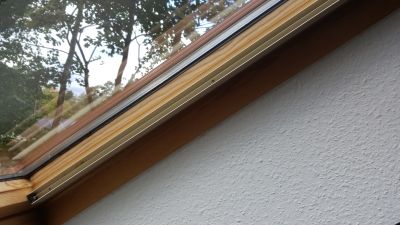 Plissee Bohren Dachfenster Schrauben montieren befestigen anbringen